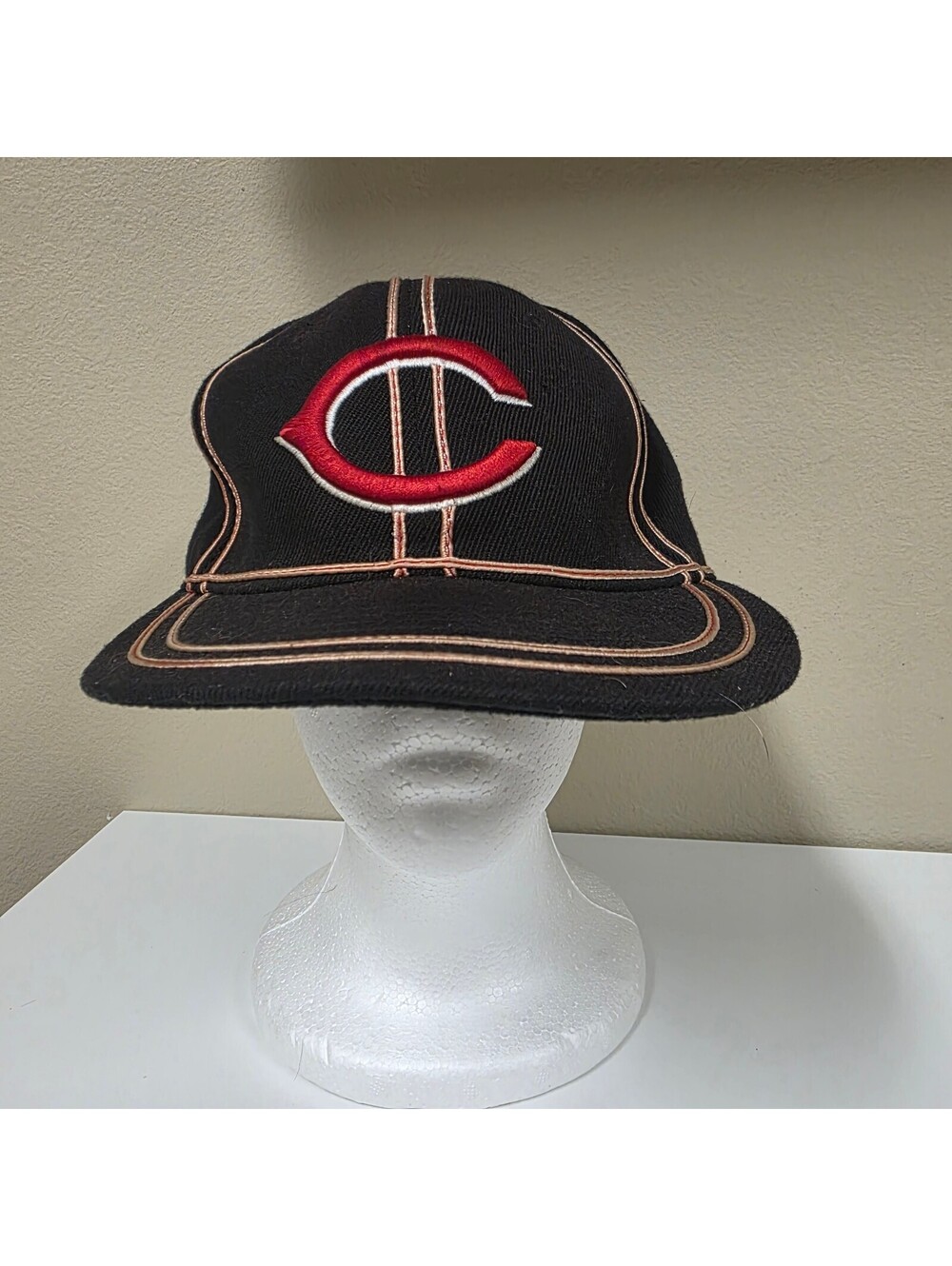 New Era Cincinnati Reds 59FIFTY Fitted Baseball Cap Hat Black Red